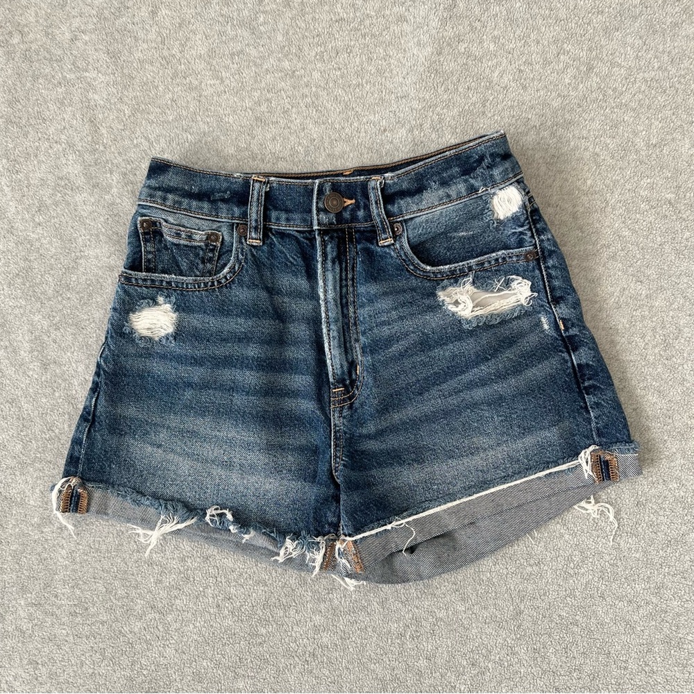 American Eagle Outfitters High Rise 90s Boyfriend Shorts